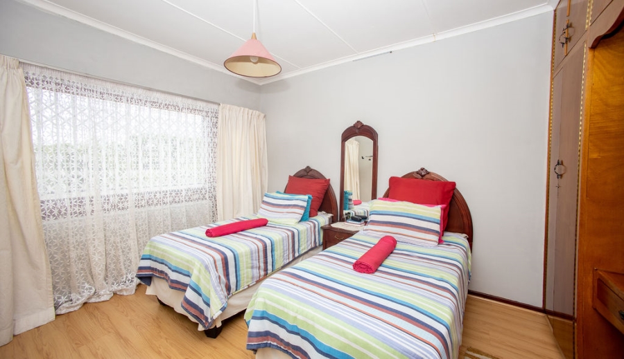 4 Bedroom Property for Sale in Braelyn Eastern Cape